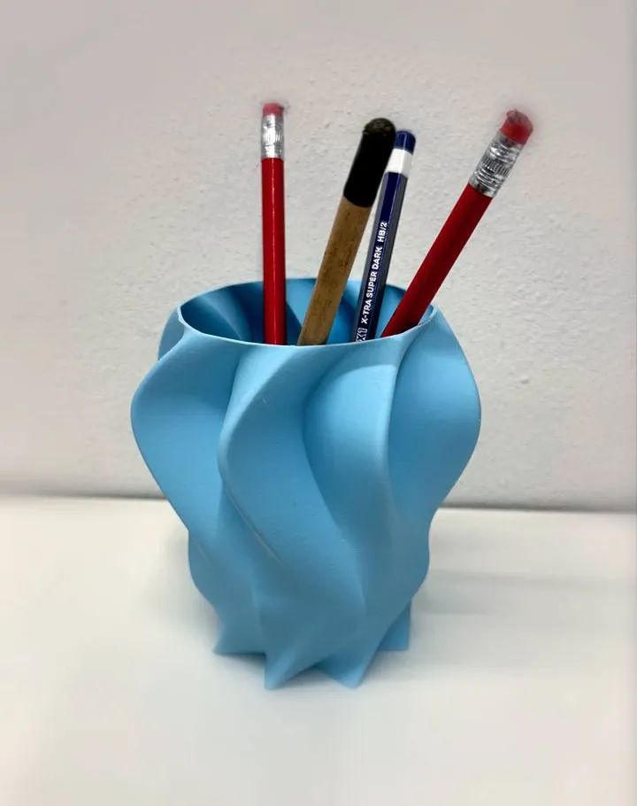 Vaso di Design a Onda (portapenne elegante)