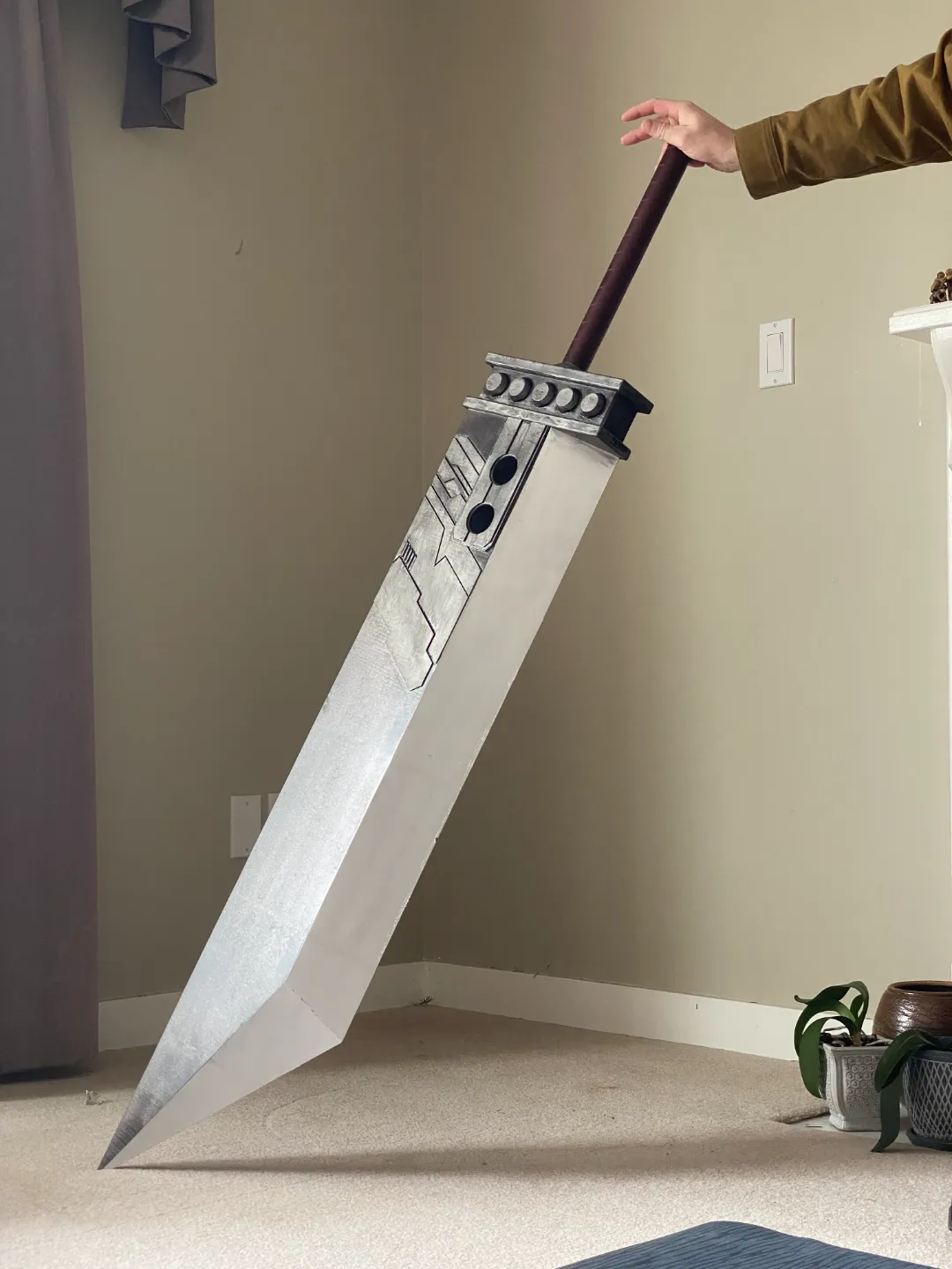 Life Size Buster Sword from Final Fantasy VII view 4
