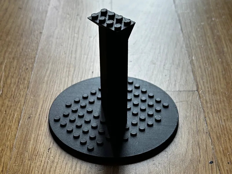 Brick Display Stand with Studs
