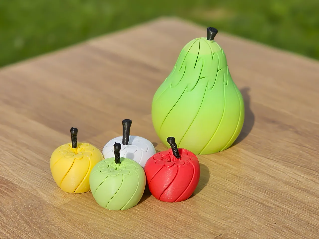 The Smallest Apple Fidget (print in place) view 3