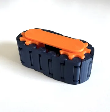 Objeto manipulable: Tread Roller Fidget Toy — vista de referencia 3