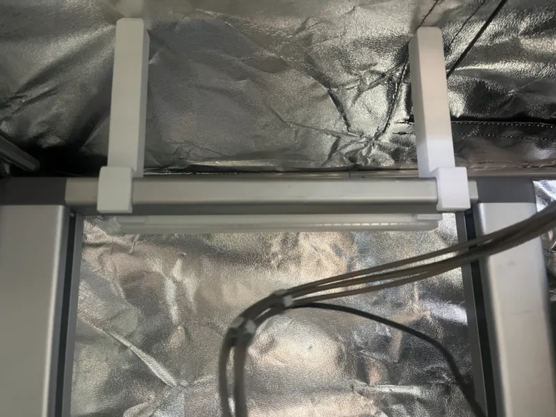 A1 LED light bar and support