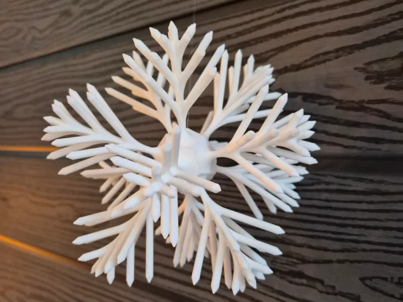 Giant 3D Snowflake