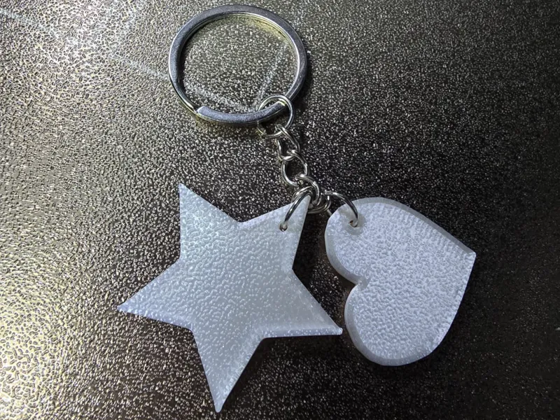 keychain heart and star