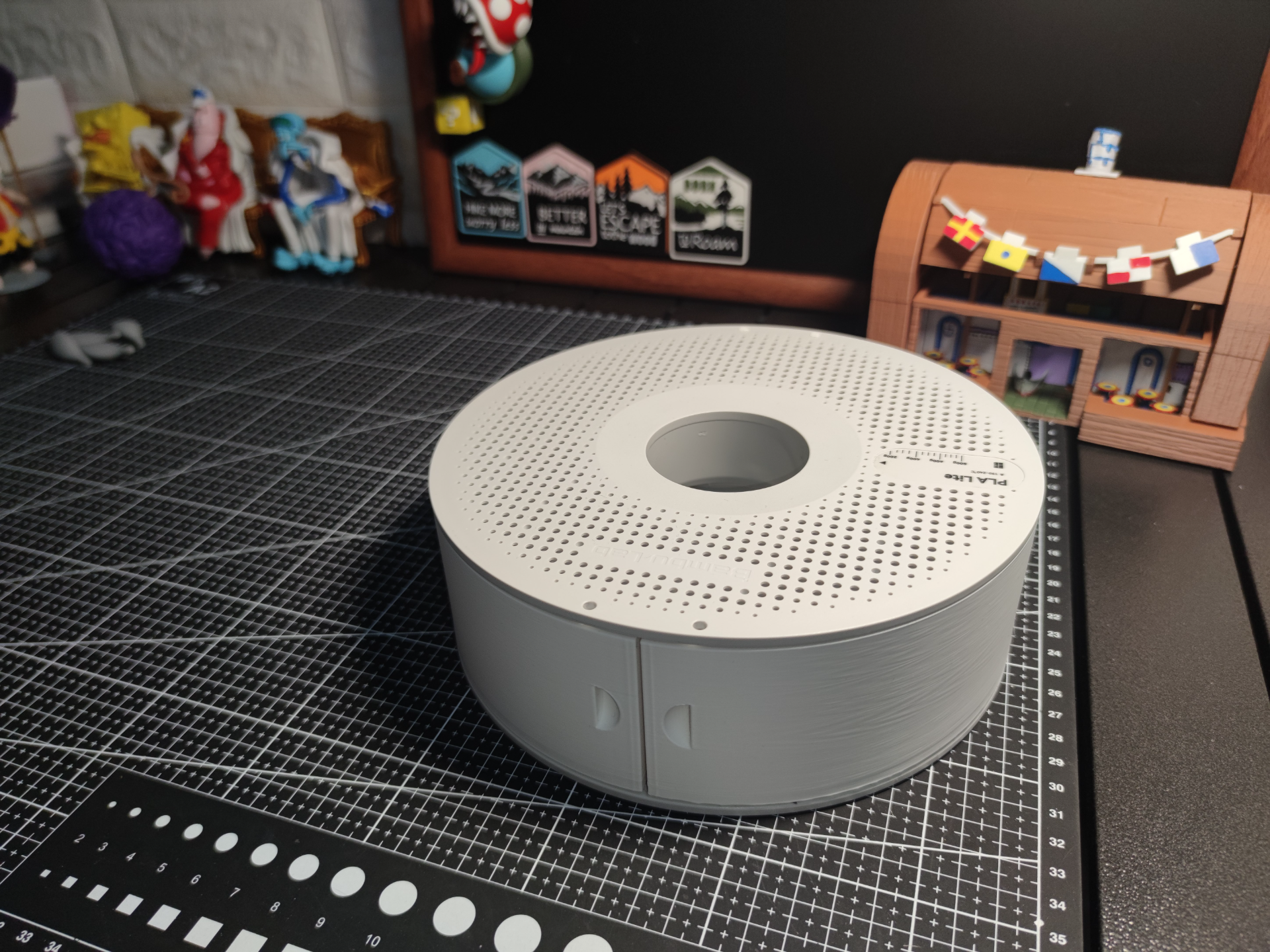 Miniatura 1 do modelo 3D 无需五金完美契合拓竹料盘变废为宝改收纳盒 带自锁功能