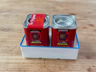 3x3 6U container for La Chinata smoked spices