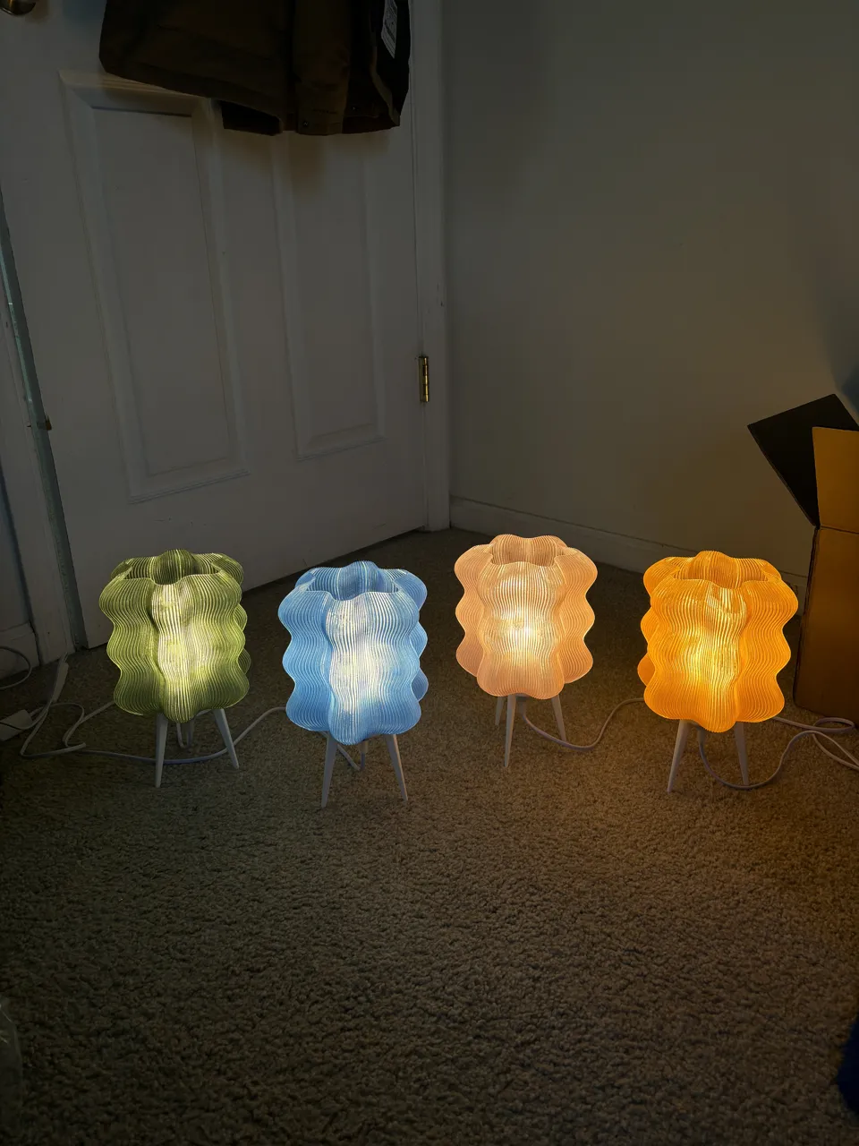 Wavy Lamp - E27 E26 Base - PETG view 3