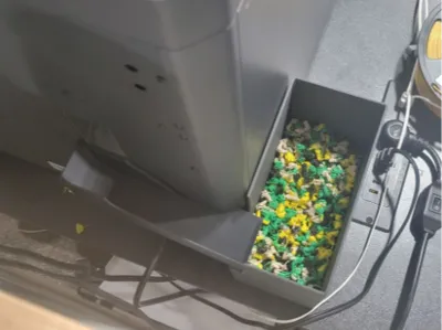 cc_waste_chute_and_bin