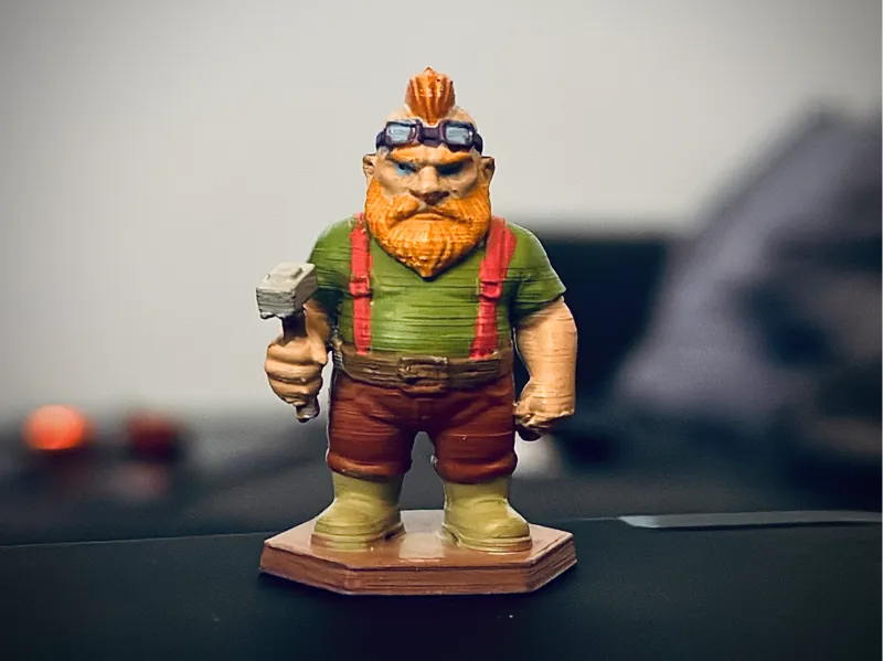 THE DWARF WITH THE HAMMER!