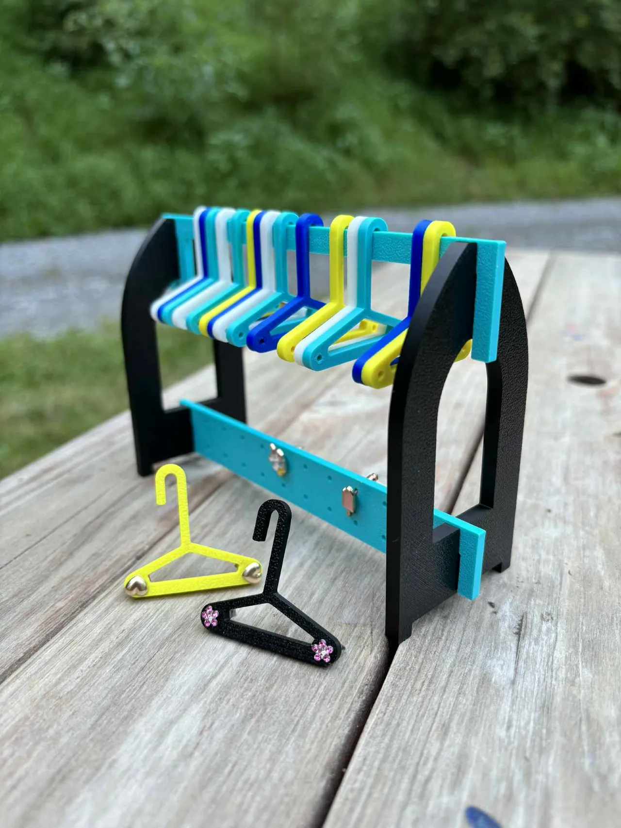 Mini wardrobe earring display / holder view 3