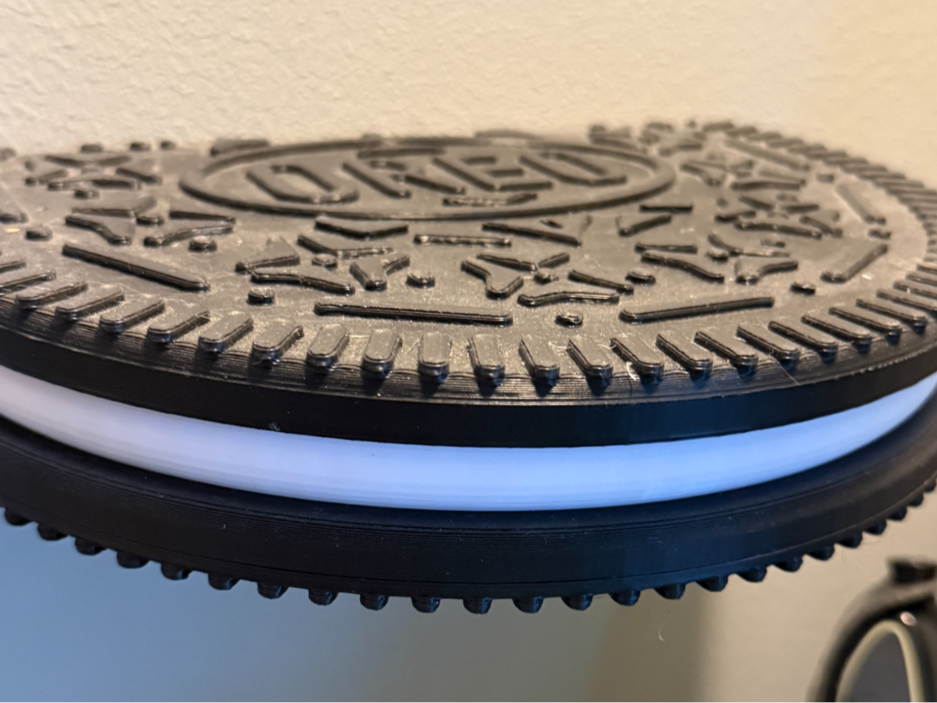 Sandwich Cookie Shelf Remake