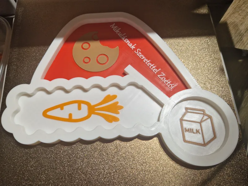 Santa Claus waiting plate