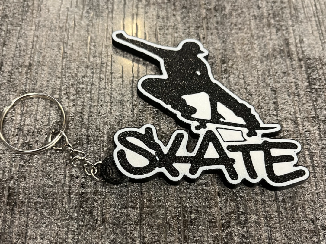 SKATE keychain