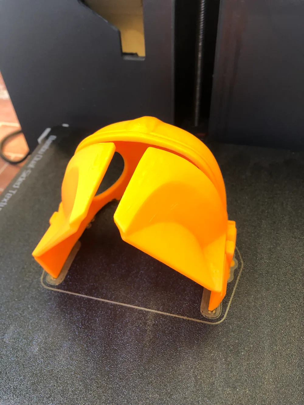 mandolorian-cat-helmet-by-blenderhead-makerworld