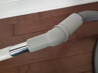Central vacuum hose connector 45mm to 33mm
