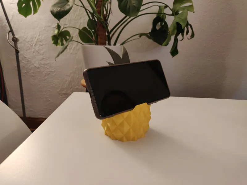 Pineapple Phone Holder