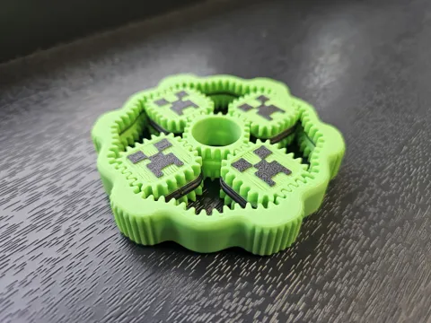 Minecraft Creeper Square Planetary Gears Spinner view 4