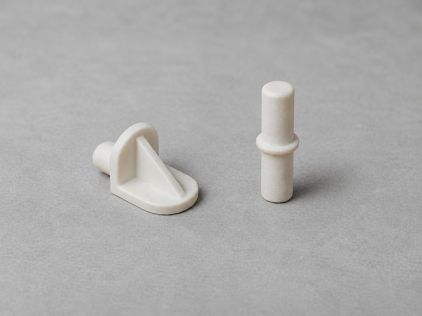 Regalbodenhalterung / Shelf holder