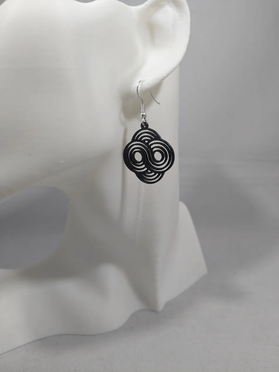 Abstract earrings - quadruple loop view 4
