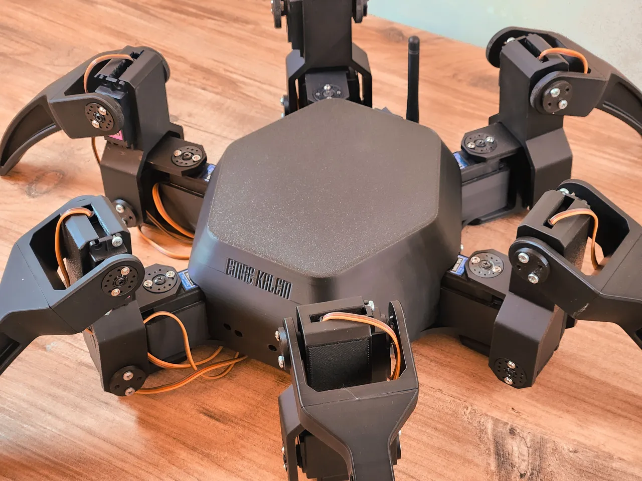 Hexapod Spider Robot with Servo & Arduino view 4