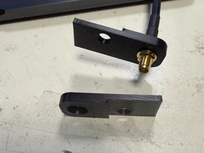 Sennheiser SL Speechline Antenna Holder, SMA