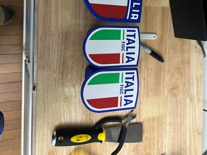 ITALIAN SOCCER TEAM CREST - 2" HITCH