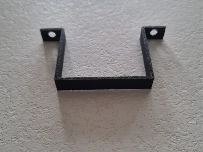 Powerstrip mount for table