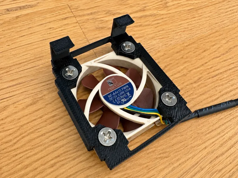 KCMconmey LSI9300i-8i 40mm fan bracket