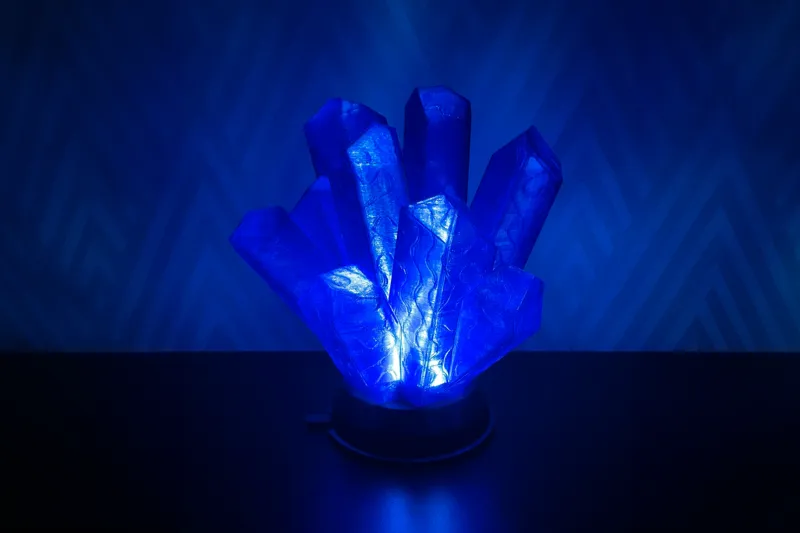 Crystal LED lamp with AAA battery