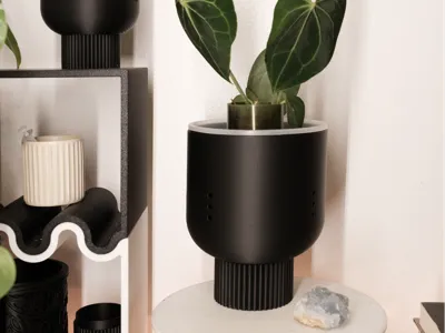 Simple Detachable Planter with Water Reservoir