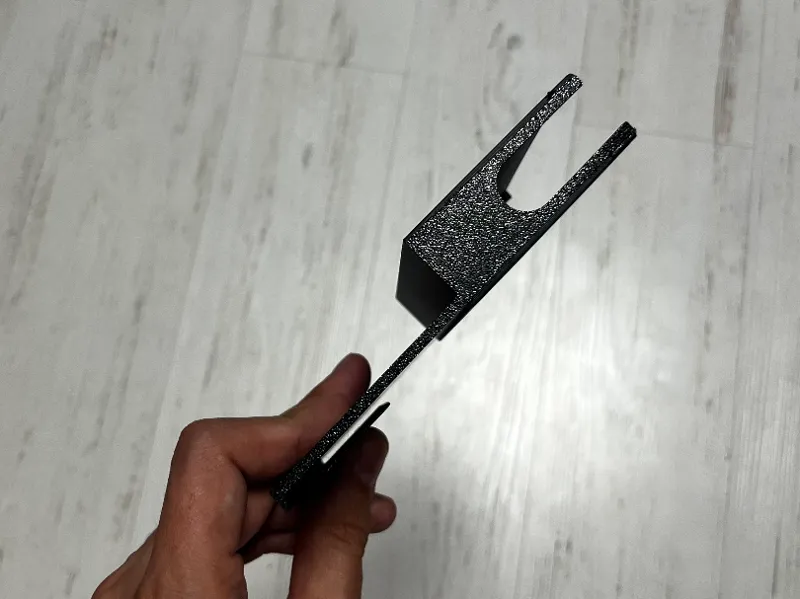SeatGap Phone Tray (tested on Chevrolet Cruze)