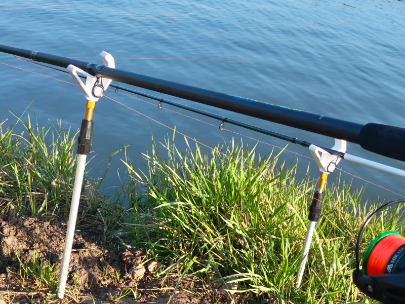 fishing- method feeder rod rest