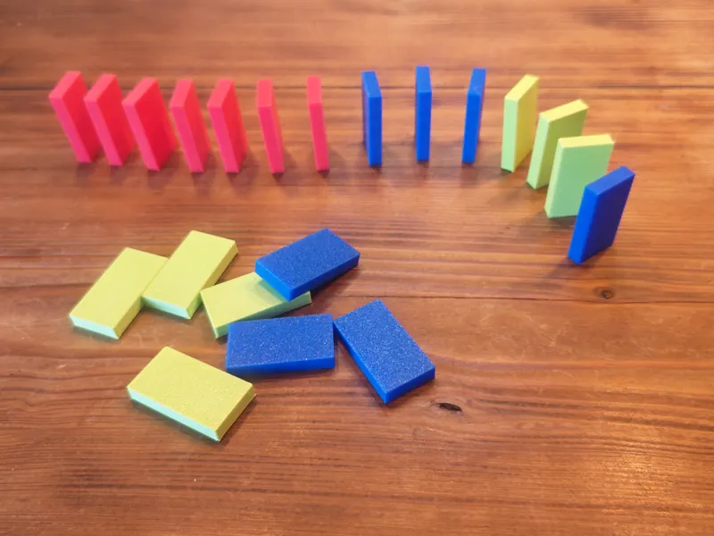Domino stone without points - to tip over