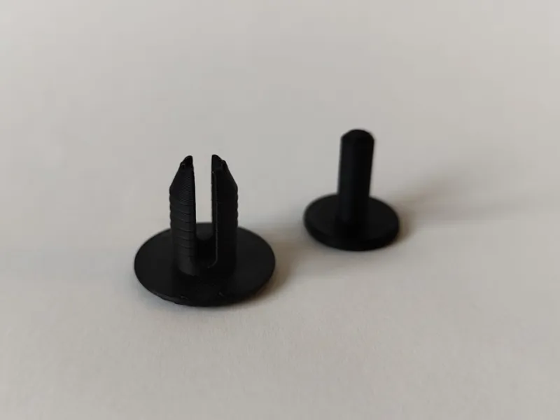 Fairing clips 