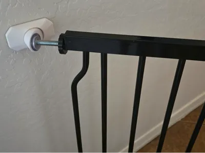 Baby Gate - 40 Degree Angle Correction