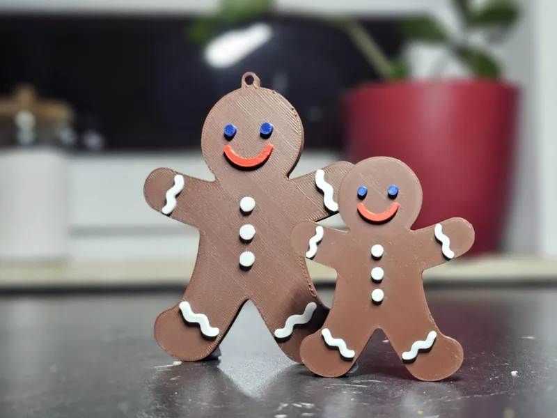 Gingerbread man bauble