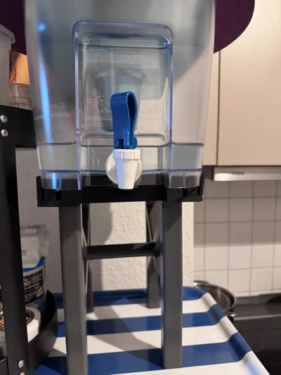 Brita Tank by claucs46 - MakerWorld
