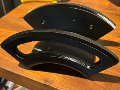 Hose hanger small