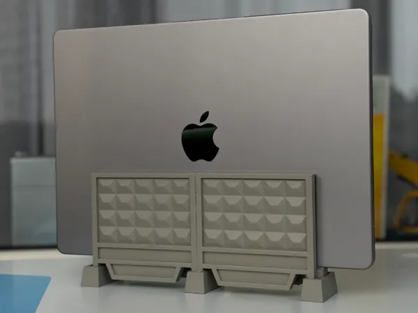 Support MacBook Pro 14 — inspiration architecture soviétique