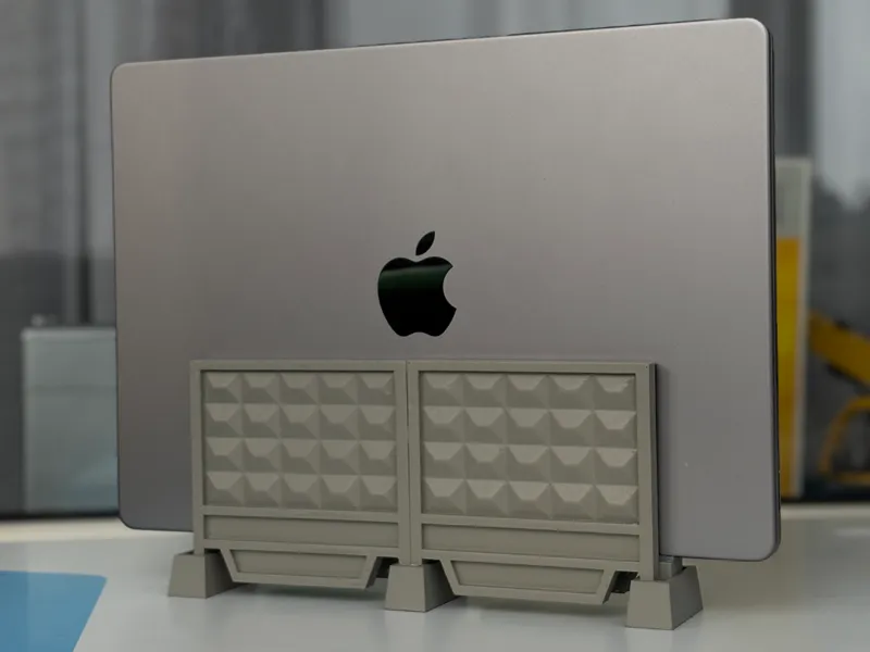 Laptop stand PO-2 for Mac Pro 14