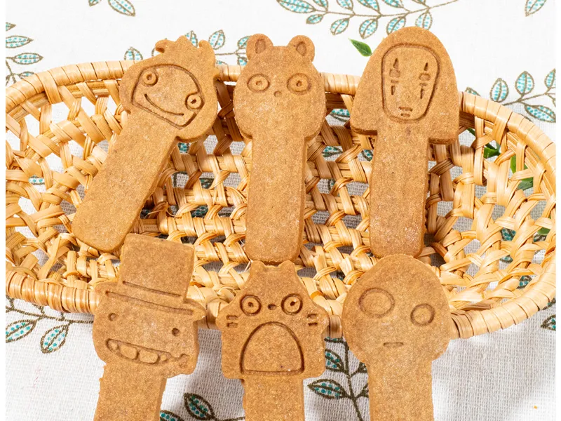 Totoro faceless male stick-shaped cookie cutter