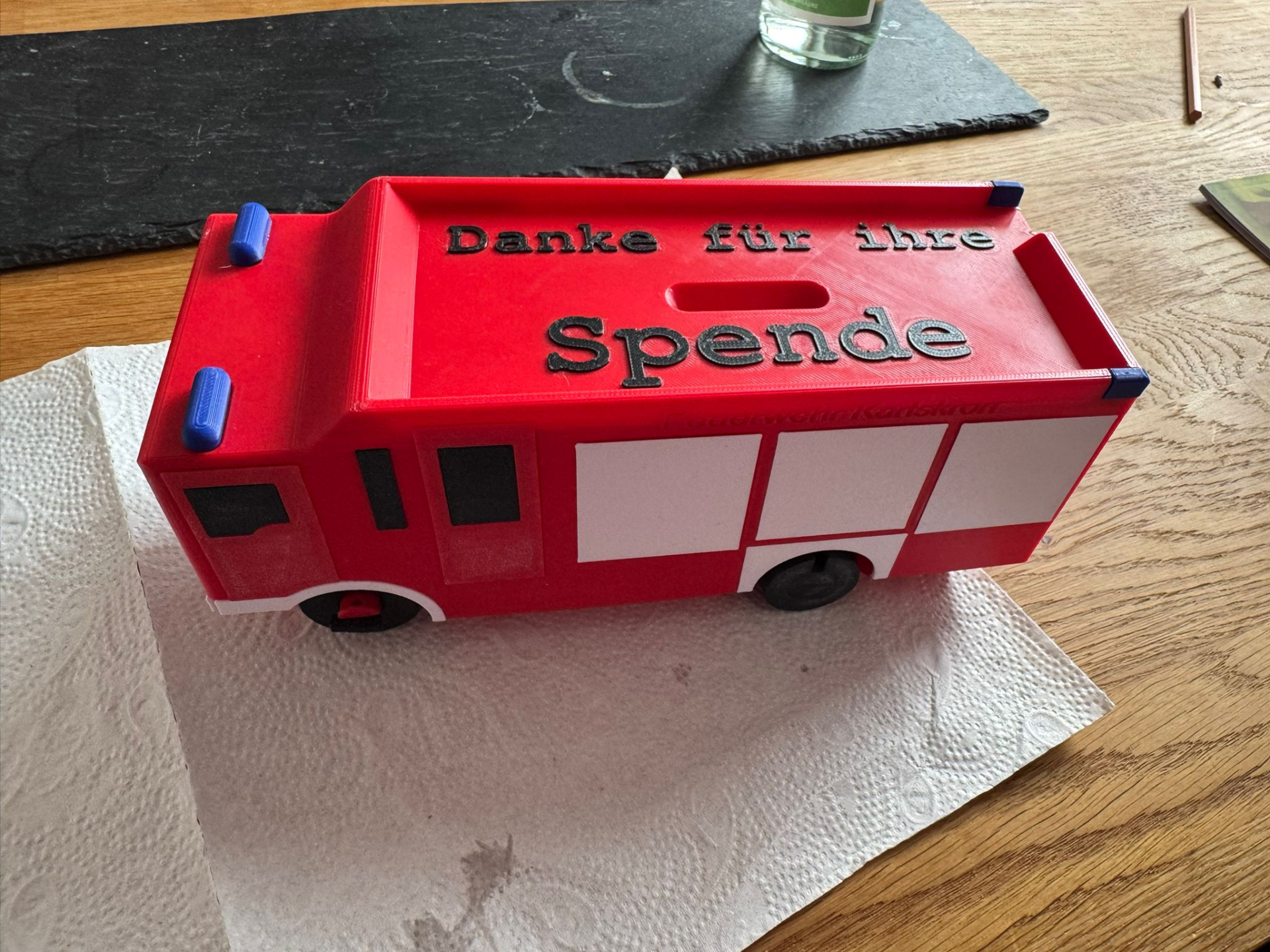 Spendenbox Feuerwehrauto Spardose Sparschwein MAN