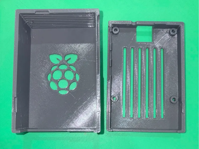 Raspberry Pi 5 Waveshare 2-CH SATA HAT+ Case - NAS