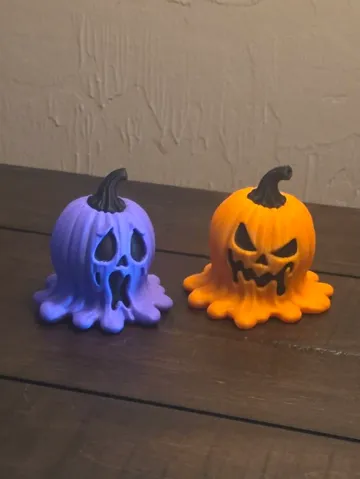 Adorno temático: Dual Halloween Spooky Melted Face Pumpkin — vista de referencia 2