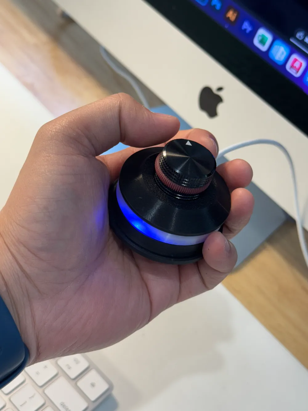 3D Printed DIY Volume Controller by Newtle Kim - MakerWorld