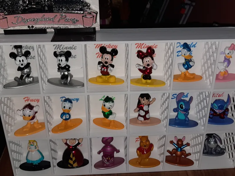 Jada Toys Nanofigs Shelf