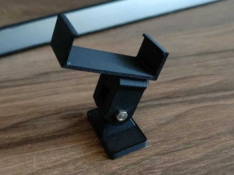 Delanclip swivel mount