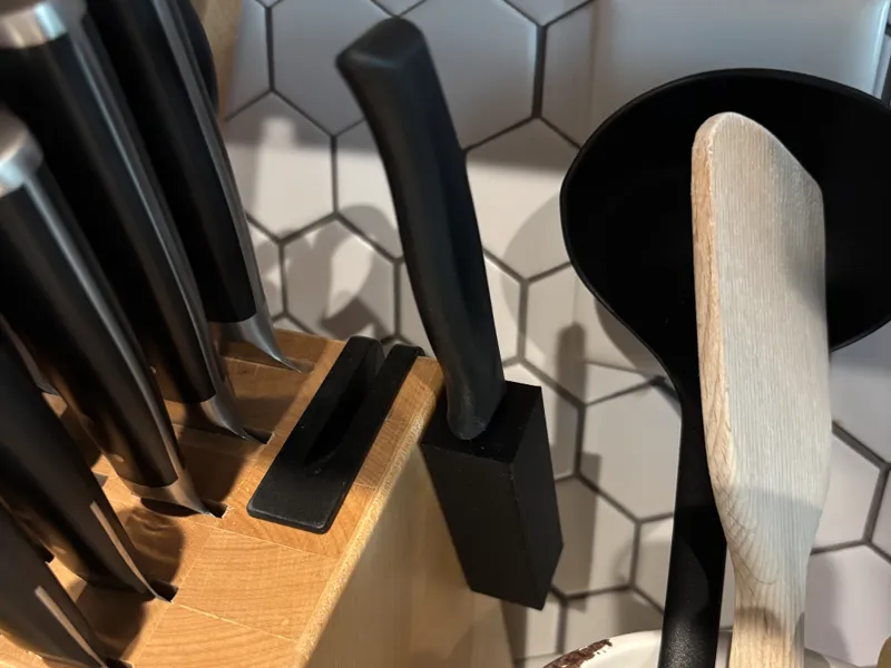Basic Knife Block - For 1"-3" Blade