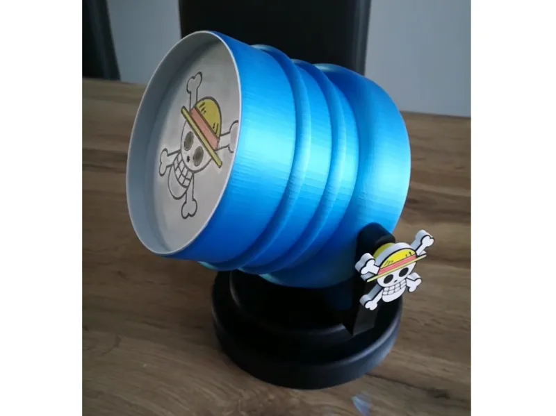 Lampe One Piece avec projection