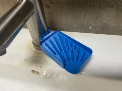 Self-Draining Soap Dish (Mounts on Faucet)